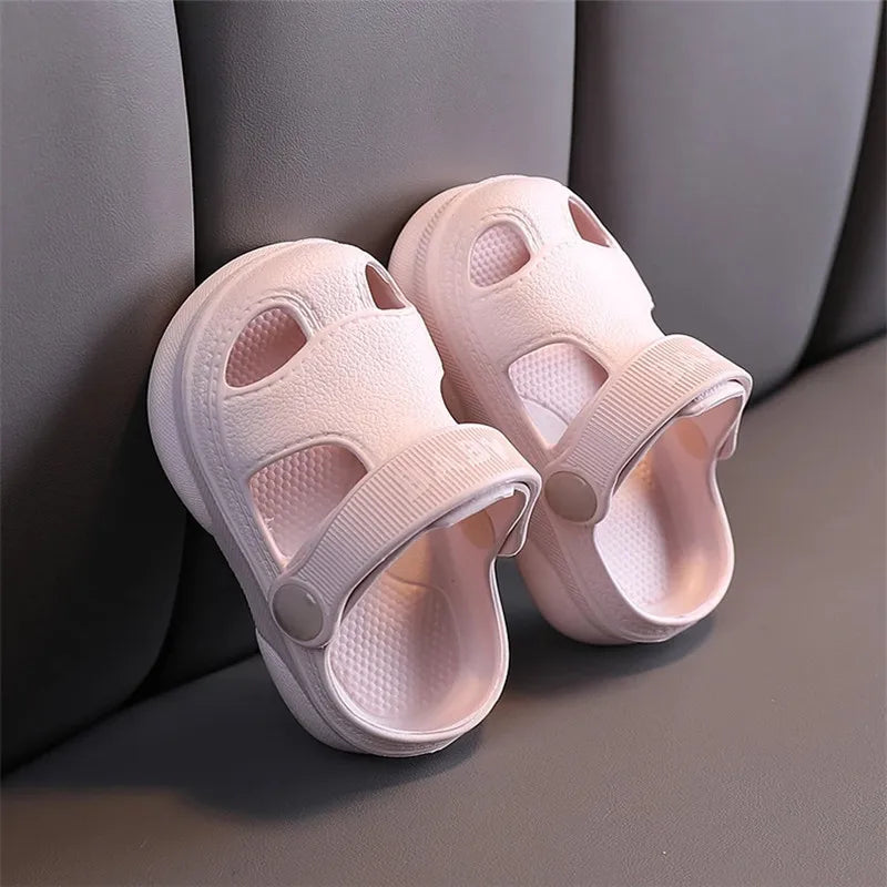 Summer New Baby Hole Shoes 2022 Children Nice Non -Slip Soft Floor Old Boys Girl Beach Sandals 1 -5 Years